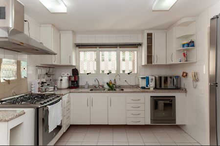 Apartamento à venda com 167m², 3 quartos e 3 vagas Apartamento à venda com 167m², 3 quartos e 3 vagasCozinha