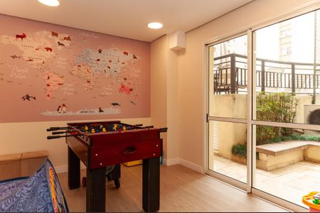 Apartamento à venda com 167m², 3 quartos e 3 vagas Apartamento à venda com 167m², 3 quartos e 3 vagasÁrea Comum - Brinquedoteca