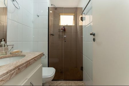 Apartamento à venda com 167m², 3 quartos e 3 vagas Apartamento à venda com 167m², 3 quartos e 3 vagasBanheiro Suíte 3
