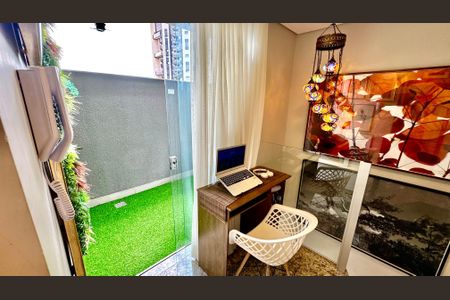 Apartamento à venda com 80m², 2 quartos e 1 vagaSala 2