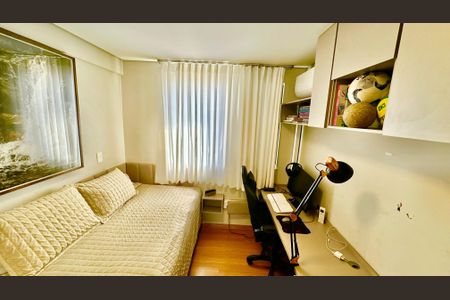 Apartamento à venda com 80m², 2 quartos e 1 vagaQuarto 3