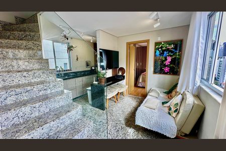Sala  de apartamento à venda com 2 quartos, 80m² em Santa Efigênia, Belo Horizonte