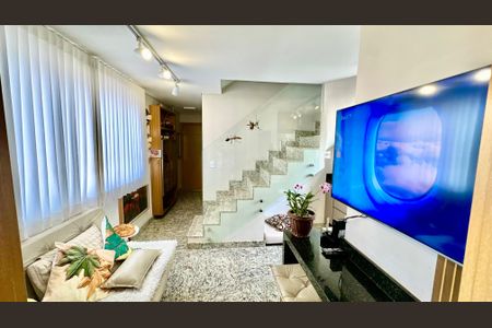Apartamento à venda com 80m², 2 quartos e 1 vagaSala