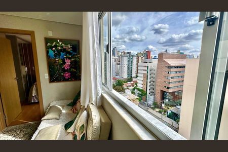 Apartamento à venda com 80m², 2 quartos e 1 vaga Apartamento à venda com 80m², 2 quartos e 1 vagaSala