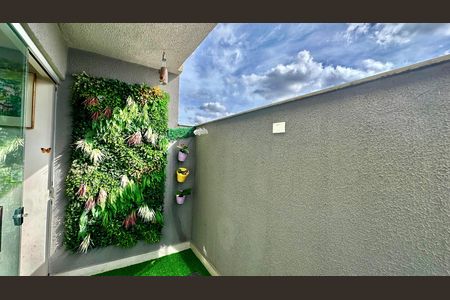 Apartamento à venda com 80m², 2 quartos e 1 vaga Apartamento à venda com 80m², 2 quartos e 1 vagaÁrea externa