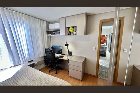 Apartamento à venda com 80m², 2 quartos e 1 vaga Apartamento à venda com 80m², 2 quartos e 1 vagaQuarto