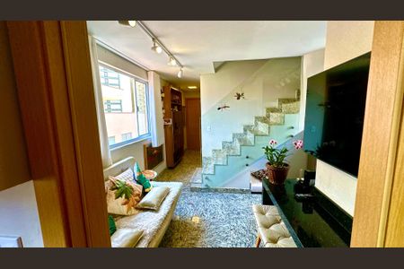 Apartamento à venda com 80m², 2 quartos e 1 vagaSala