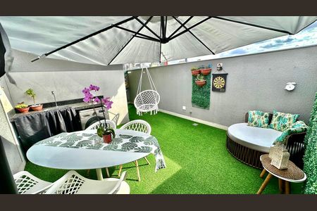Apartamento à venda com 80m², 2 quartos e 1 vaga Apartamento à venda com 80m², 2 quartos e 1 vagaÁrea externa