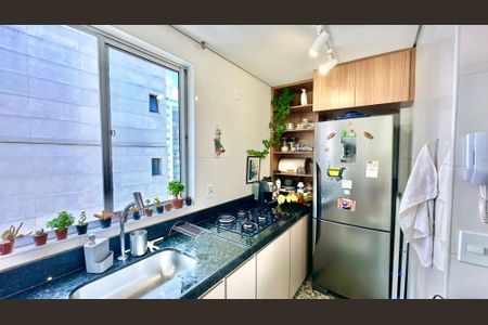 Apartamento à venda com 80m², 2 quartos e 1 vagaCozinha