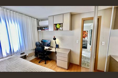 Apartamento à venda com 80m², 2 quartos e 1 vaga Apartamento à venda com 80m², 2 quartos e 1 vagaQuarto