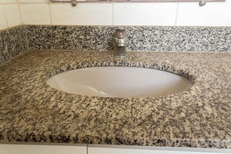 Apartamento à venda com 140m², 3 quartos e 3 vagas Apartamento à venda com 140m², 3 quartos e 3 vagasBanheiro da Suíte 2