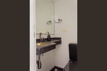 Apartamento à venda com 140m², 3 quartos e 3 vagas Apartamento à venda com 140m², 3 quartos e 3 vagasLavabo