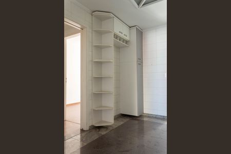 Apartamento à venda com 140m², 3 quartos e 3 vagas Apartamento à venda com 140m², 3 quartos e 3 vagasCozinha