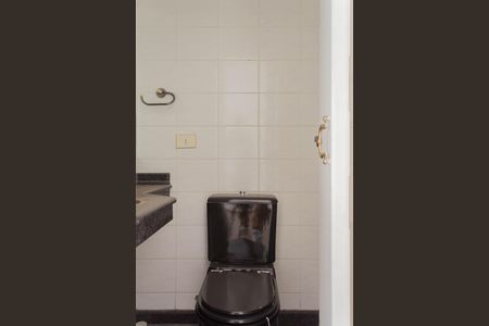 Apartamento à venda com 140m², 3 quartos e 3 vagas Apartamento à venda com 140m², 3 quartos e 3 vagasLavabo