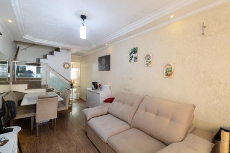 Casa à venda com 105m², 3 quartos e 2 vagasSala 