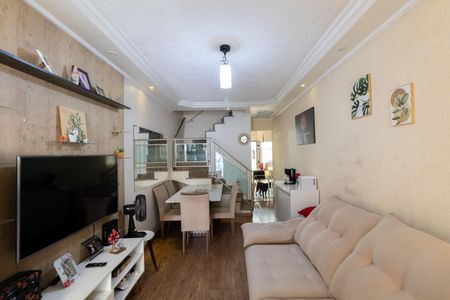 Casa à venda com 105m², 3 quartos e 2 vagasSala 
