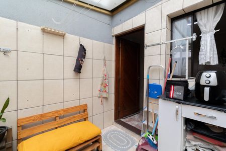 Casa à venda com 105m², 3 quartos e 2 vagasÁrea de Serviço