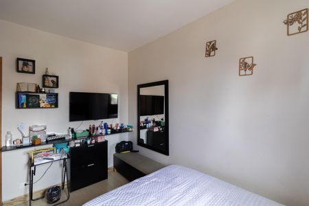 Casa à venda com 105m², 3 quartos e 2 vagasQuarto 2