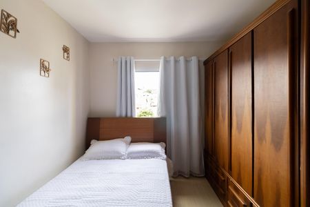 Casa à venda com 105m², 3 quartos e 2 vagasQuarto 2