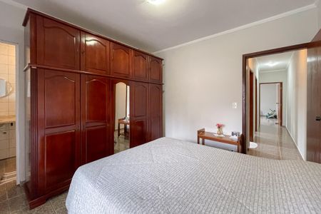 Casa à venda com 159m², 3 quartos e 2 vagasSuíte 