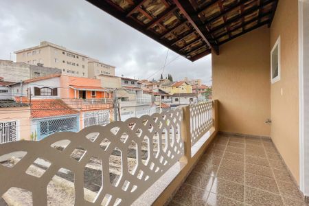 Casa à venda com 159m², 3 quartos e 2 vagasSacada - Suíte 