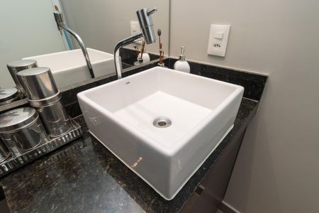 Apartamento à venda com 91m², 2 quartos e 2 vagasBanheiro da Suíte 2