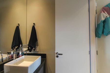 Apartamento à venda com 91m², 2 quartos e 2 vagasBanheiro da Suíte 2