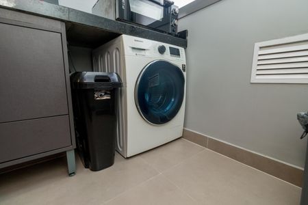 Apartamento à venda com 91m², 2 quartos e 2 vagasÁrea de Serviço