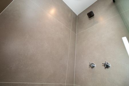 Apartamento à venda com 91m², 2 quartos e 2 vagasBanheiro da Suíte 2