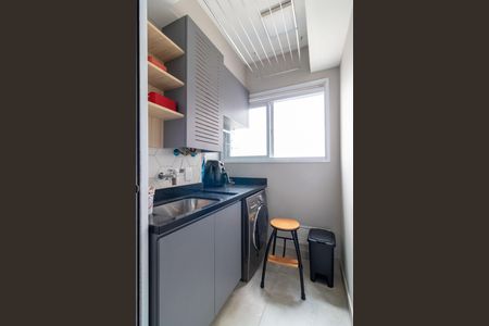 Apartamento à venda com 69m², 2 quartos e 1 vagaÁrea de Serviço