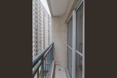 Apartamento para alugar com 36m², 2 quartos e sem vaga Apartamento para alugar com 36m², 2 quartos e sem vagaVaranda