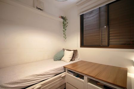 Apartamento à venda com 97m², 3 quartos e 2 vagasQuarto 2