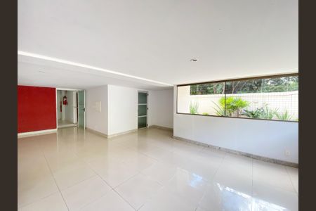 Apartamento à venda com 97m², 3 quartos e 2 vagasÁrea comum - Salão de festas