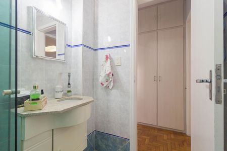 Apartamento à venda com 130m², 3 quartos e 1 vagaBanheiro 2