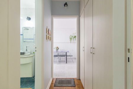 Apartamento à venda com 130m², 3 quartos e 1 vagaCorredor