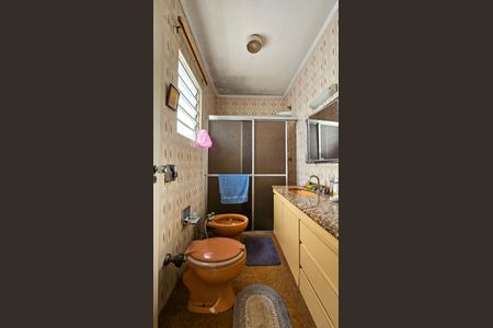 Casa à venda com 290m², 3 quartos e 2 vagasBanheiro 2