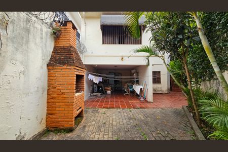 Casa à venda com 290m², 3 quartos e 2 vagasÁrea comum - Churrasqueira