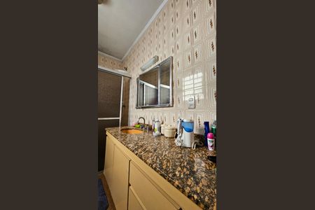 Casa à venda com 290m², 3 quartos e 2 vagasBanheiro 2