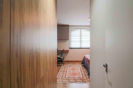 Casa de condomínio à venda com 125m², 3 quartos e 4 vagas Casa de condomínio à venda com 125m², 3 quartos e 4 vagasQuarto 3 Suíte