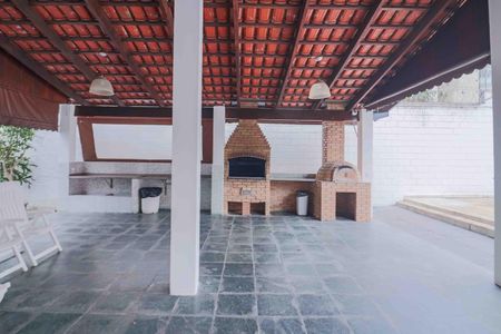 Casa de condomínio à venda com 125m², 3 quartos e 4 vagas Casa de condomínio à venda com 125m², 3 quartos e 4 vagasÁrea comum - Churrasqueira