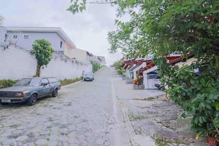 Casa de condomínio à venda com 125m², 3 quartos e 4 vagas Casa de condomínio à venda com 125m², 3 quartos e 4 vagasCondomínio