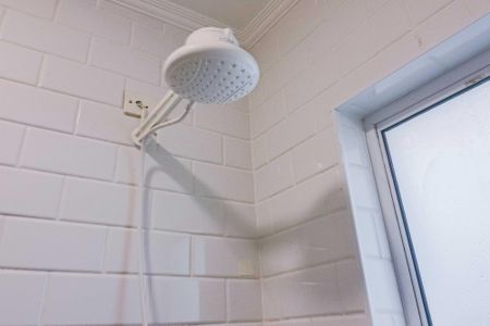 Casa de condomínio à venda com 125m², 3 quartos e 4 vagas Casa de condomínio à venda com 125m², 3 quartos e 4 vagasBanheiro Social