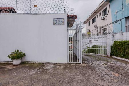 Casa de condomínio à venda com 125m², 3 quartos e 4 vagas Casa de condomínio à venda com 125m², 3 quartos e 4 vagasFachada