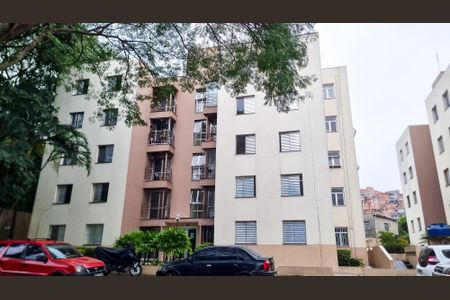 Apartamento para alugar com 57m², 2 quartos e 1 vaga Apartamento para alugar com 57m², 2 quartos e 1 vagaFachada