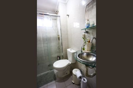 Apartamento para alugar com 57m², 2 quartos e 1 vaga Apartamento para alugar com 57m², 2 quartos e 1 vagaBanheiro