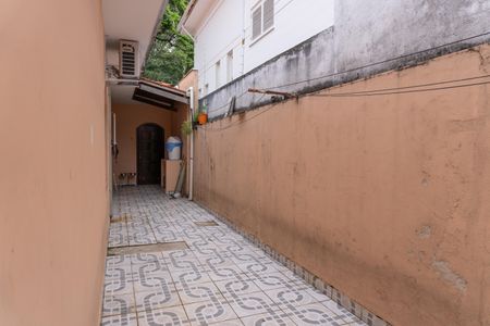 Casa para alugar com 250m², 3 quartos e 2 vagas Casa para alugar com 250m², 3 quartos e 2 vagasCorredor