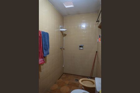 Casa para alugar com 250m², 3 quartos e 2 vagas Casa para alugar com 250m², 3 quartos e 2 vagasBanheiro da Suíte