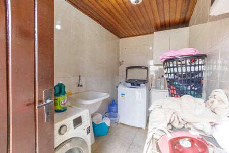 Casa de condomínio à venda com 522m², 4 quartos e 4 vagasÁrea de Serviço