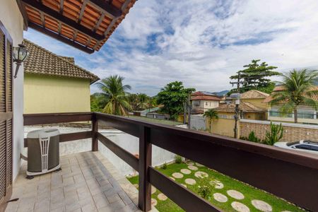 Casa de condomínio à venda com 522m², 4 quartos e 4 vagasVaranda da Suíte 3