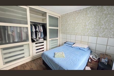 Apartamento à venda com 98m², 3 quartos e 2 vagas Apartamento à venda com 98m², 3 quartos e 2 vagasSuite